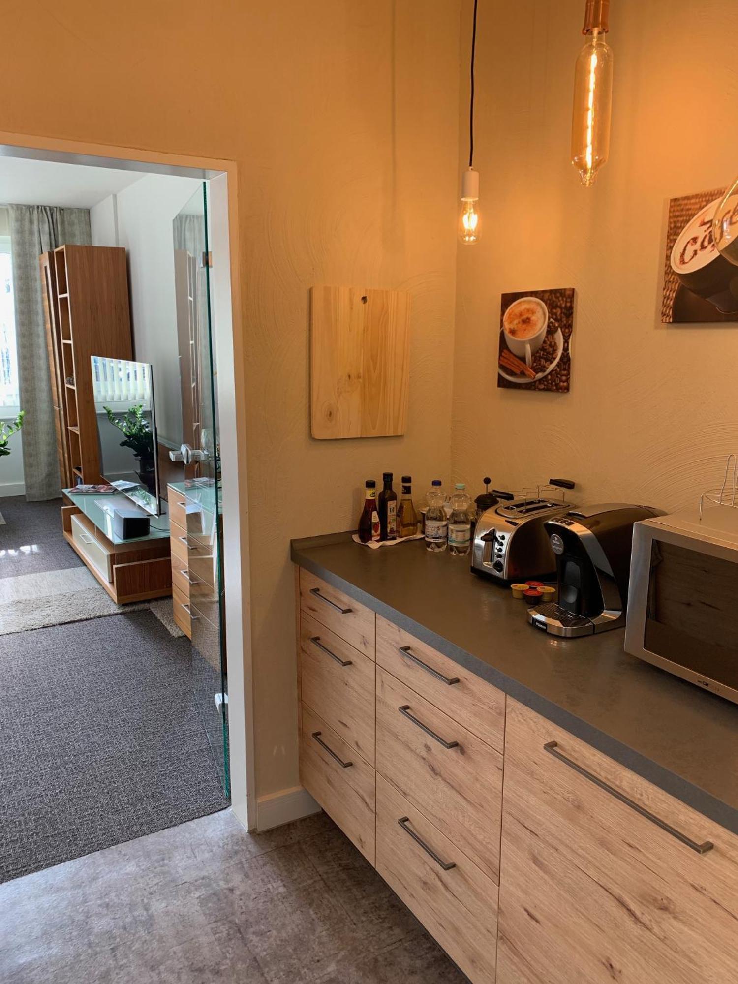 Besotel Erkrath- Schicke Fewo Oder Apartments Zentral Naehe Bahnhof Und Autobahn Im Neandertal Mit Glasfaser Wlan Und Freies Parken Extérieur photo