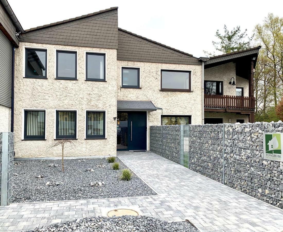 Besotel Erkrath- Schicke Fewo Oder Apartments Zentral Naehe Bahnhof Und Autobahn Im Neandertal Mit Glasfaser Wlan Und Freies Parken Extérieur photo