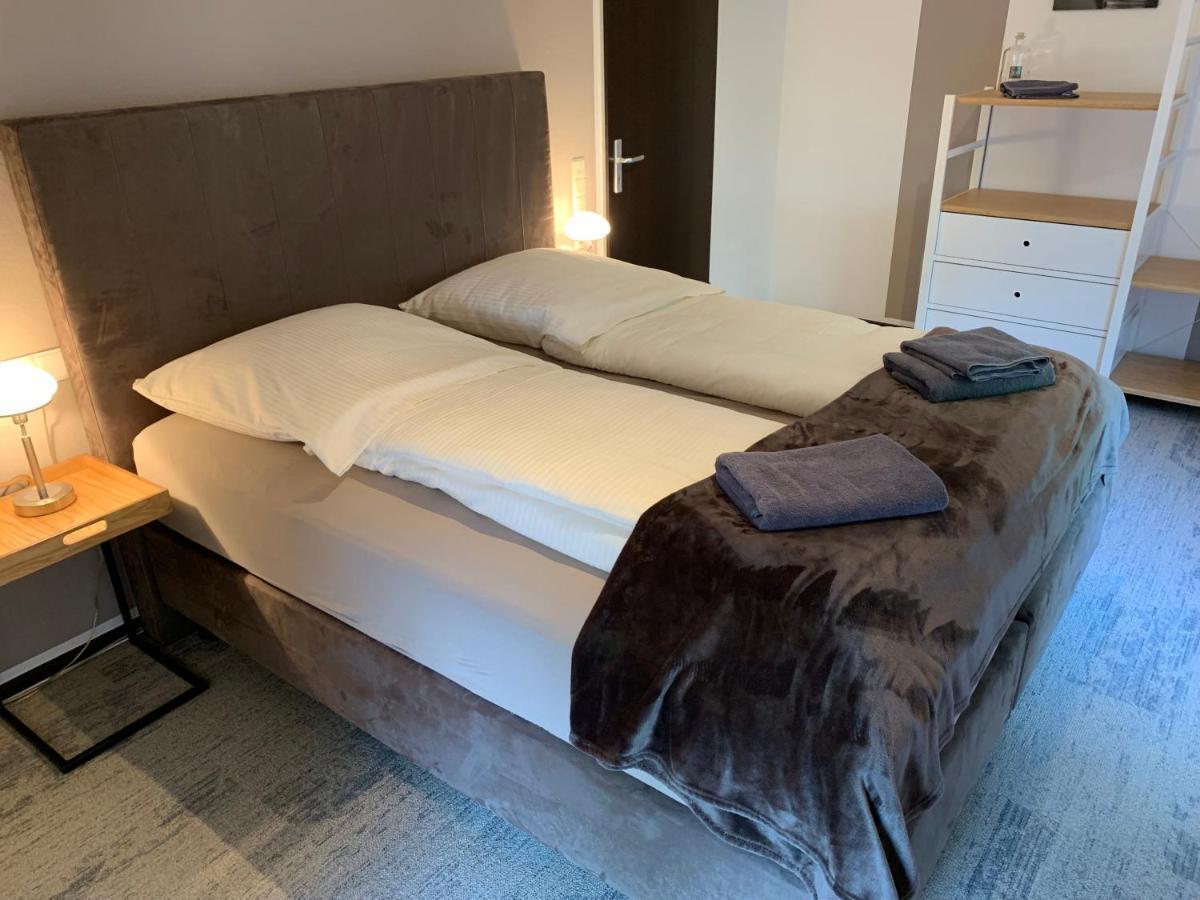 Besotel Erkrath- Schicke Fewo Oder Apartments Zentral Naehe Bahnhof Und Autobahn Im Neandertal Mit Glasfaser Wlan Und Freies Parken Extérieur photo